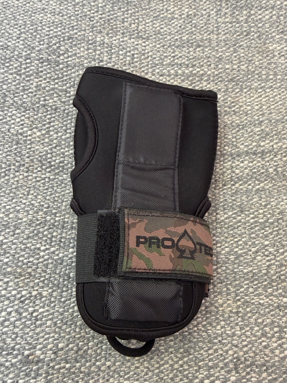 NWT Pair Pro-Tec Street Wrist Guards Black Small Skateboard Scooter Medium - Picture 4 of 6
